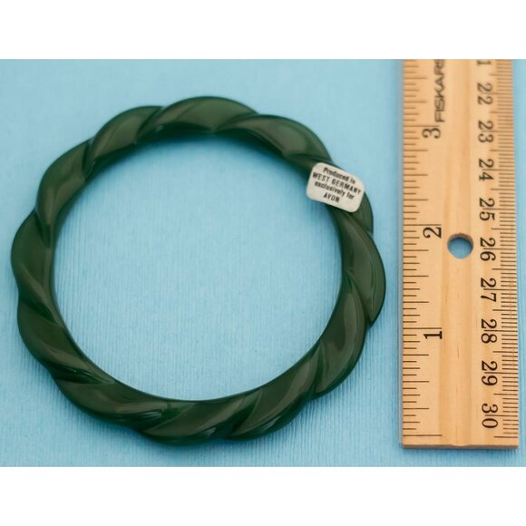 Vintage Green Cyclone Bangle Bracelet by Avon - 7 3/4 inch - N8 - Picture 4 of 4